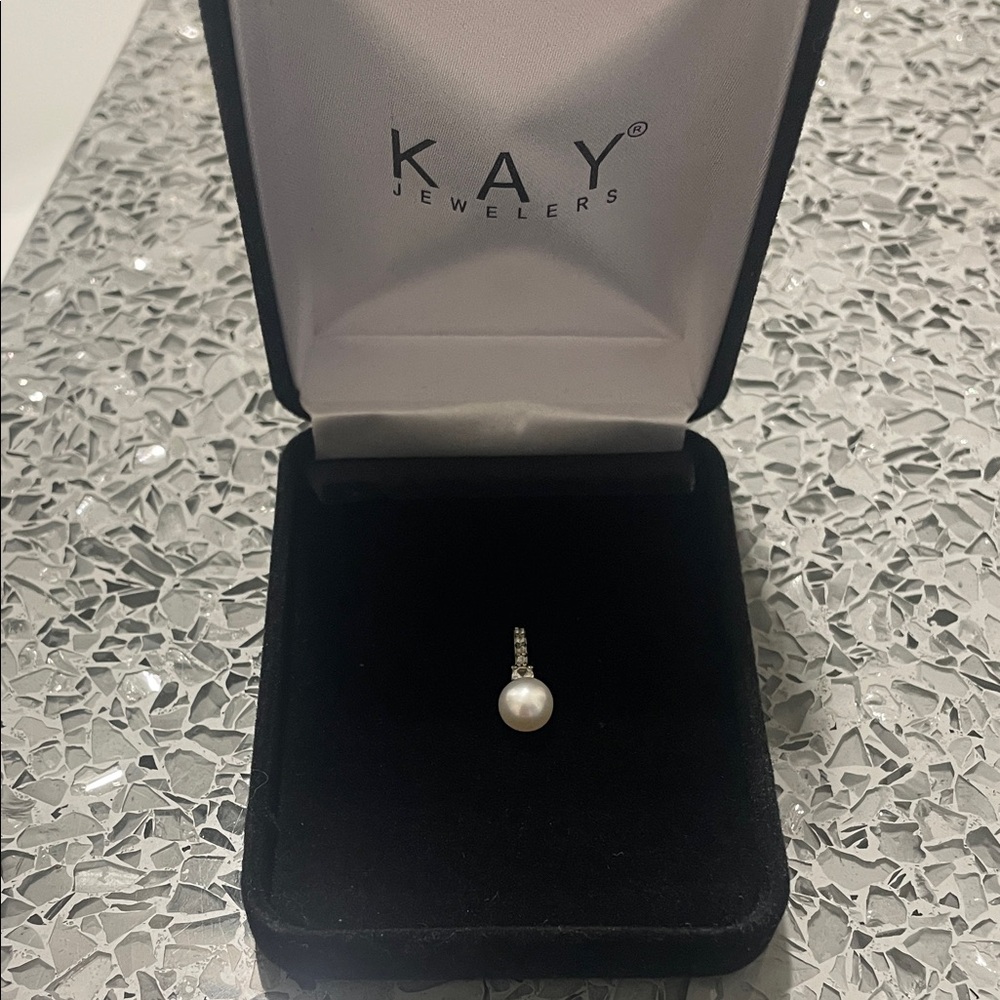 Kay Jewelers Silver Pearl necklace charm